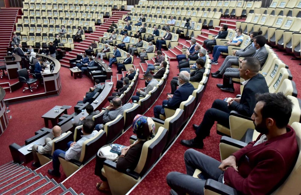 Karatay Kent Konseyi Genel Kurulu yapıldı! Abdurrahim Arslan yeniden başkan seçildi