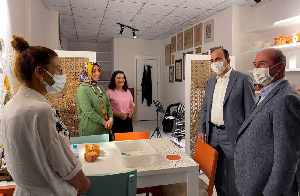 Başkan Altay ve Pekyatırmacı Başarakavak ve Tepekent'te vatandaşları dinledi