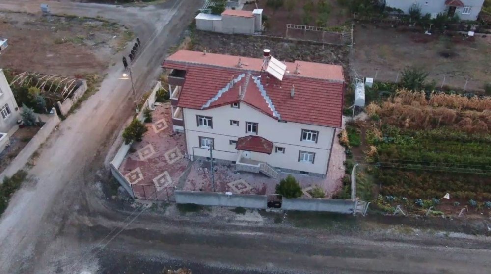 Konya'da şafak vakti eş zamanlı operasyon! Sözde mahkeme kurup infaz yapan suç örgütü çökertildi