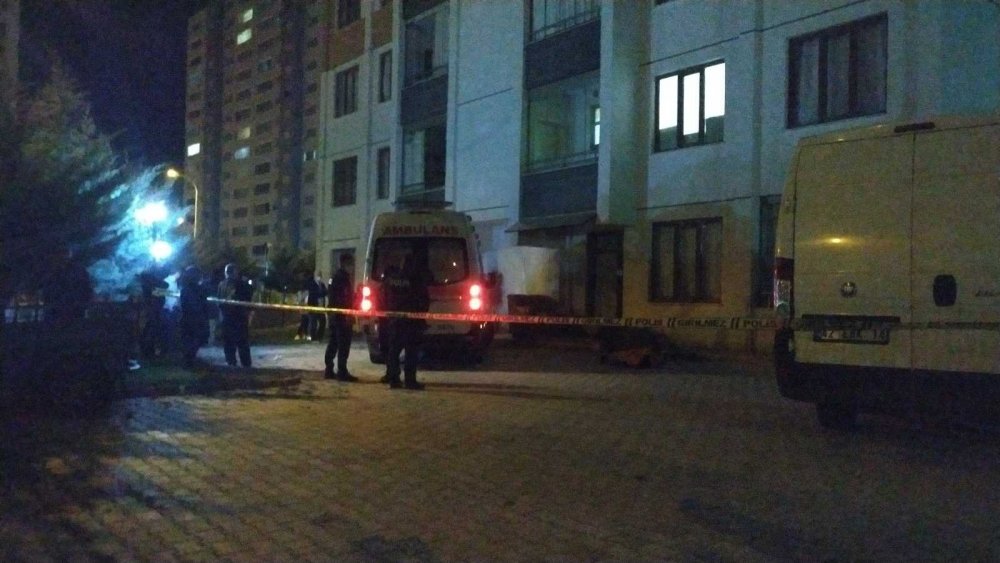 Konya’da acı ölüm! Balkondan düşen 21 yaşındaki Muhammed Yusuf hayatını kaybetti