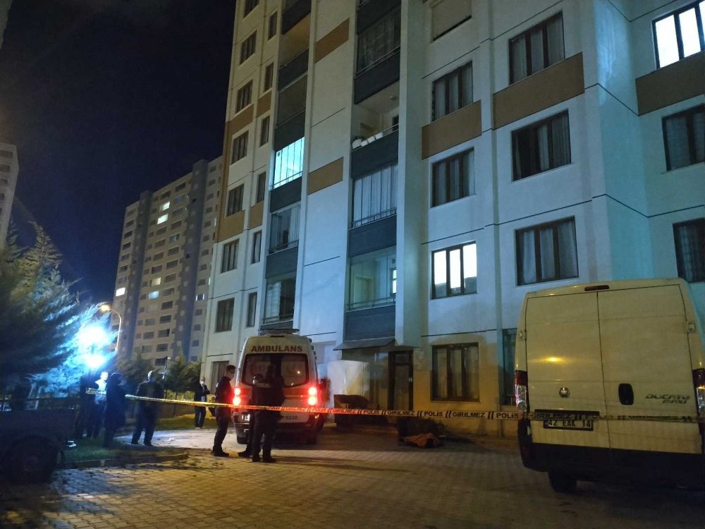 Konya’da acı ölüm! Balkondan düşen 21 yaşındaki Muhammed Yusuf hayatını kaybetti