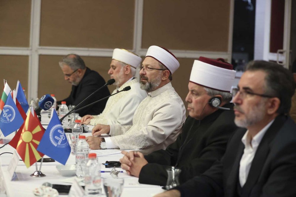 Balkan Ülkeleri Diyanet İşleri Başkanları Edirne’de toplandı