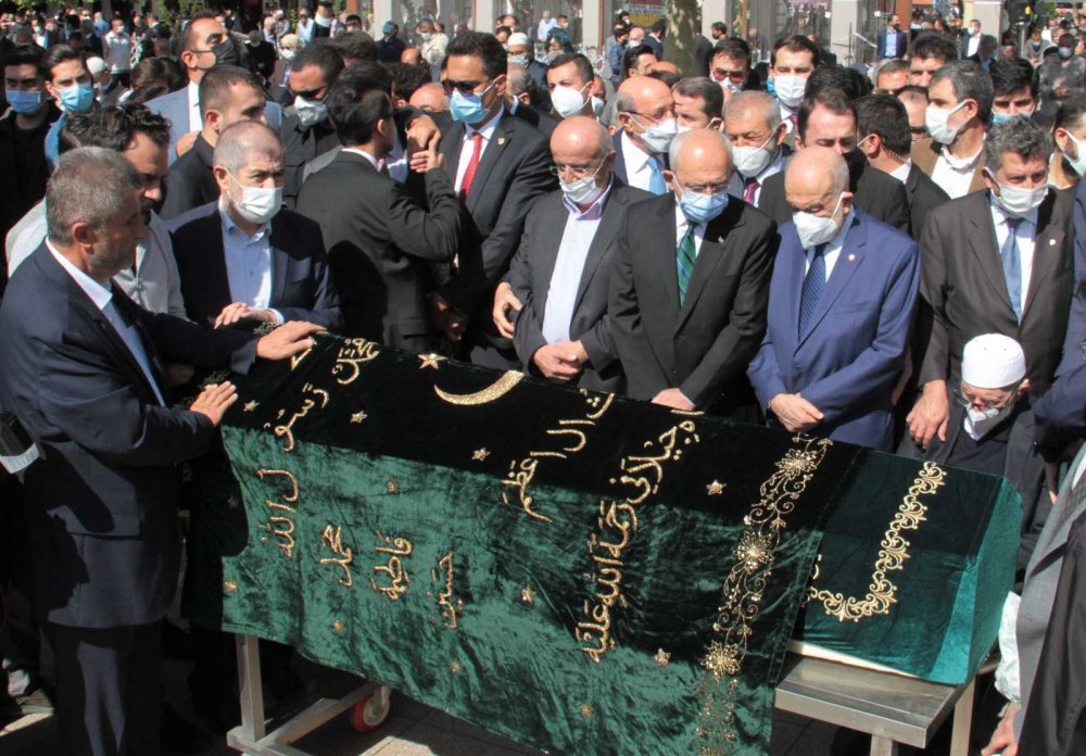 Oğuzhan Asiltürk Hakk'a uğurlandı! Cenazesi liderleri buluşturdu