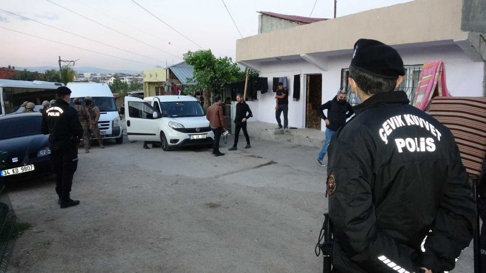 40 adrese eş zamanlı kaçak silah ticareti operasyonu! 32 gözaltı