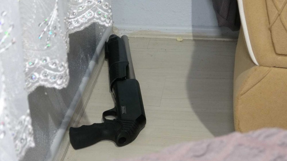 40 adrese eş zamanlı kaçak silah ticareti operasyonu! 32 gözaltı