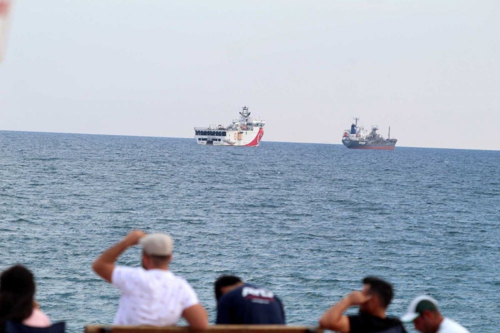 Türkiye'nin umudu Oruç Reis Antalya kıyılarında