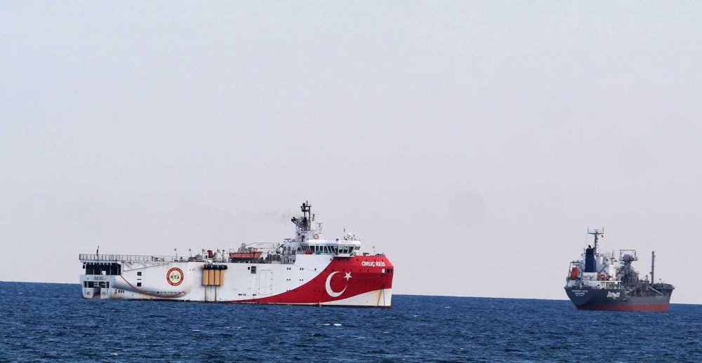 Türkiye'nin umudu Oruç Reis Antalya kıyılarında