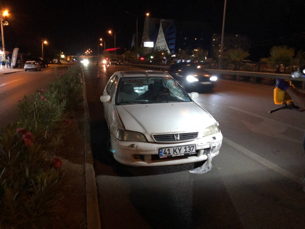 Alanya'da Ukraynalı turistlere otomobil çarptı! 1 ölü 1 ağır yaralı