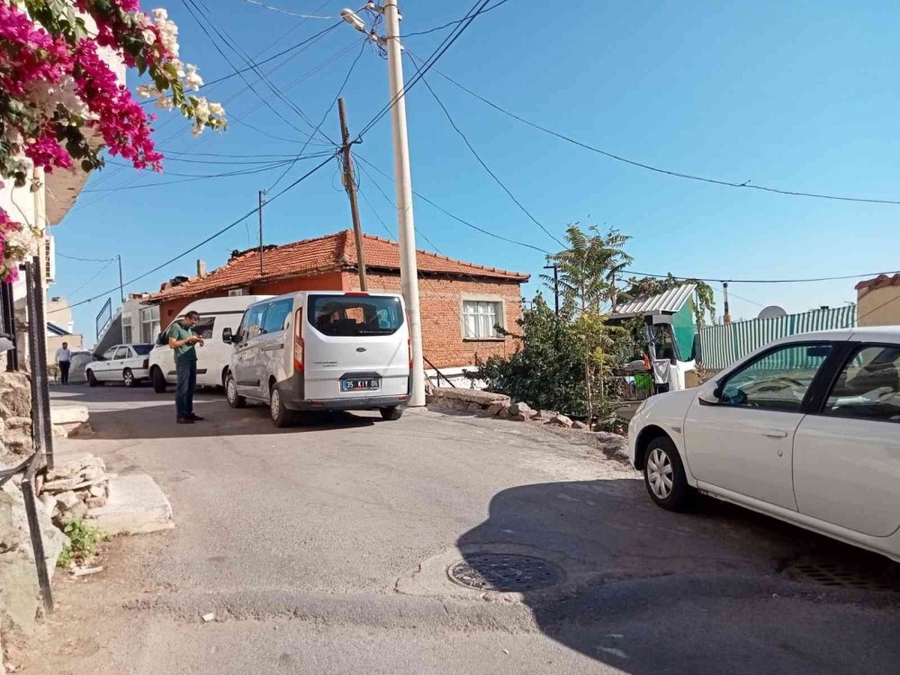 İzmir'de 96 yaşındaki Fatma Saman'ı başını taşla ezerek öldüren cani evlat tutuklandı