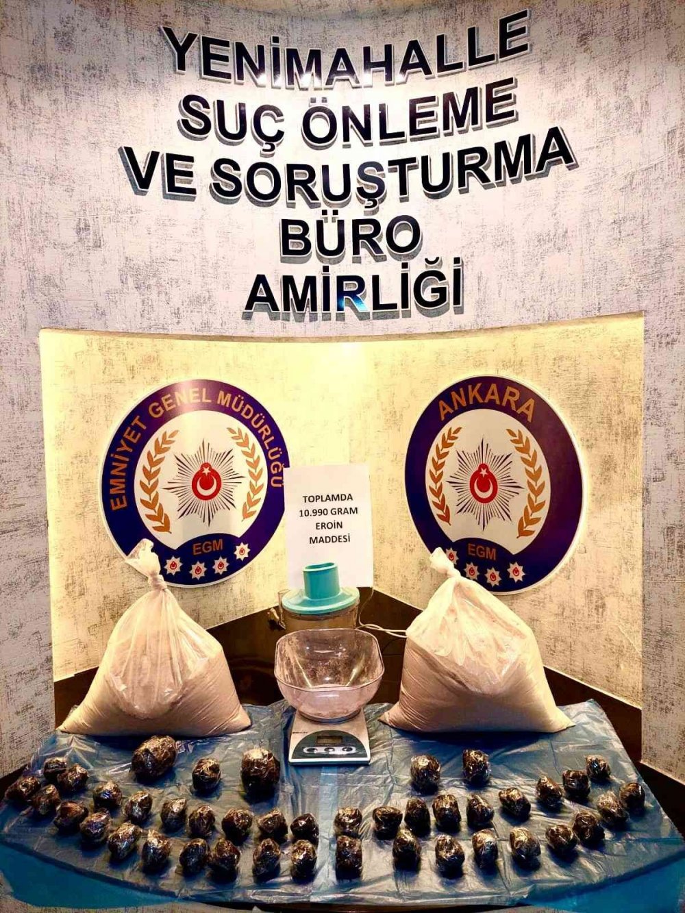 Ankara'da kiralık evde uyuşturucu pazarlayan 2 kişi yakalandı