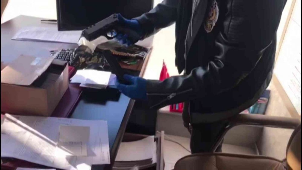 Tefecilere eş zamanlı 'Alper' operasyonu! 5 gözaltı