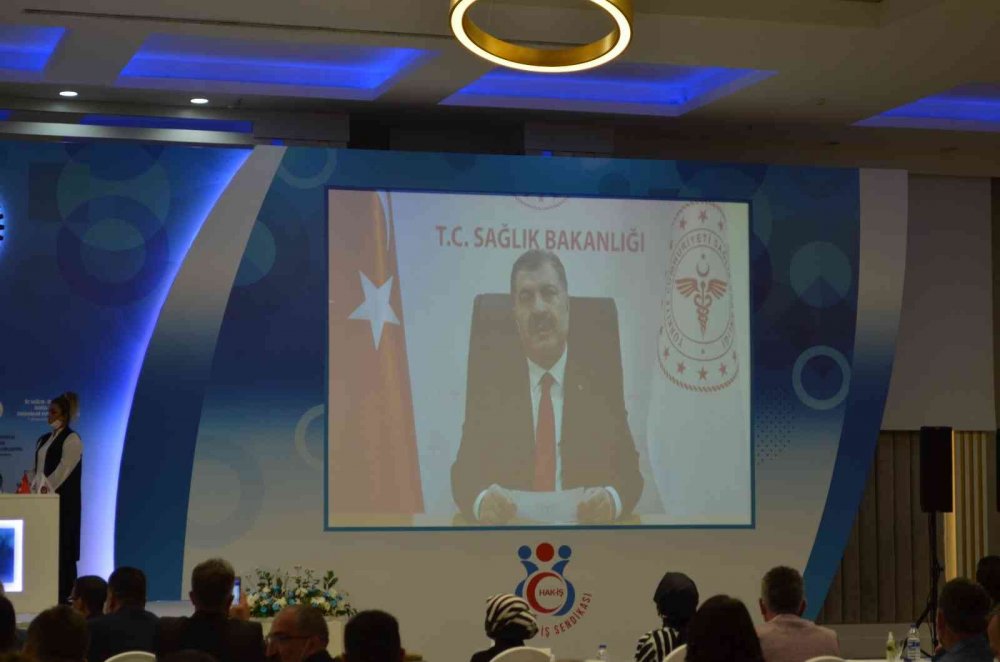 Bakan Koca’dan sağlık çalışanlarına ek ödeme açıklaması