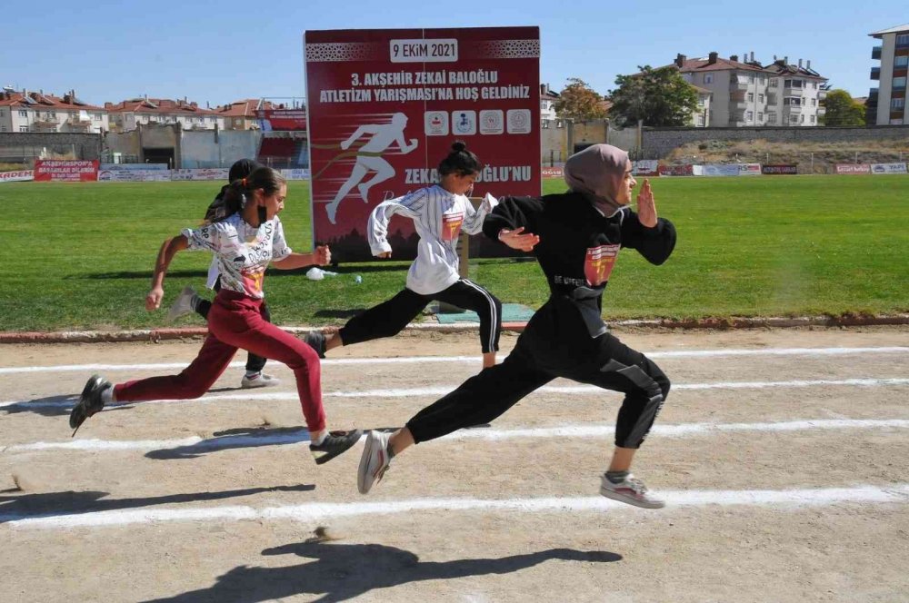 Akşehir 3'üncü Zekai Baloğlu Atletizm Yarışması çekişmeli geçti