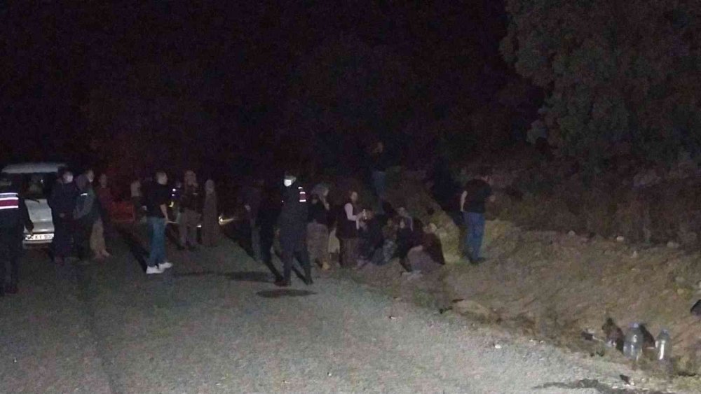 Uşak’ta feci kaza:! Kuzenlerden 1’i öldü 1'i ağır yaralandı! Ağıtlar yürekleri dağladı