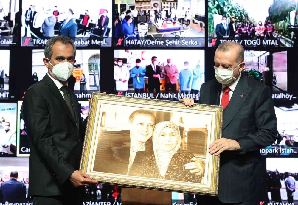 Cumhurbaşkanı Erdoğan'dan 3600 ek gösterge açıklaması: Biz kuru kuruya söz vermeyiz!