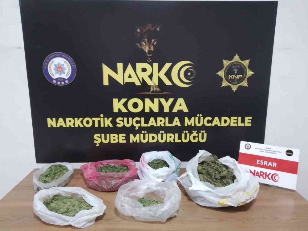 Konya Emniyet Müdürlüğü'nden bir şok operasyon daha! Piyasaya süremeden enselendiler