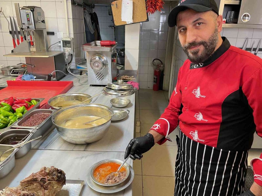 Kış aylarının vazgeçilmezi kelle paça! İçeceksin fişek gibi olacaksın