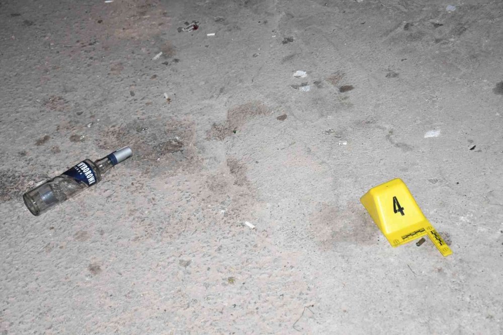 Dedelerinden kalan evi paylaşamadılar! Silahlı ve alkol şişeli miras kavgası kanlı bitti