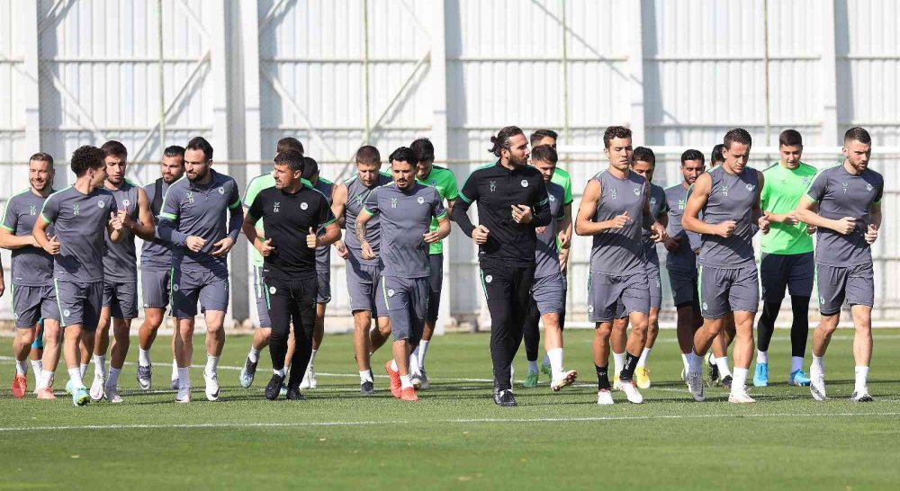 Konyaspor Galatasaray deplasmanına hazırlanıyor