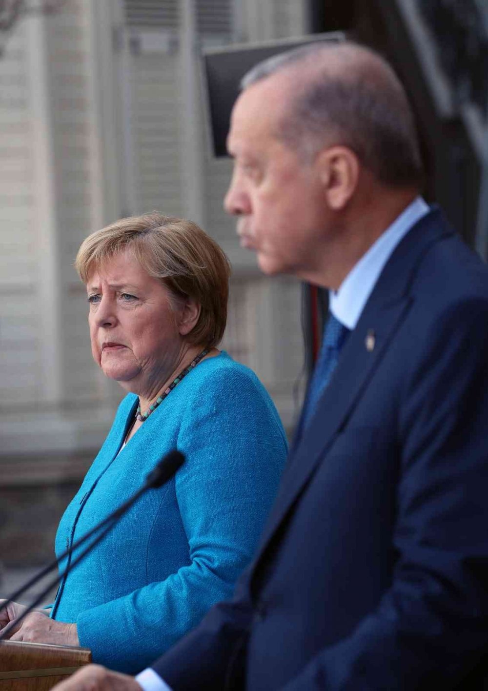 Erdoğan ile Merkel arasında güldüren diyalog
