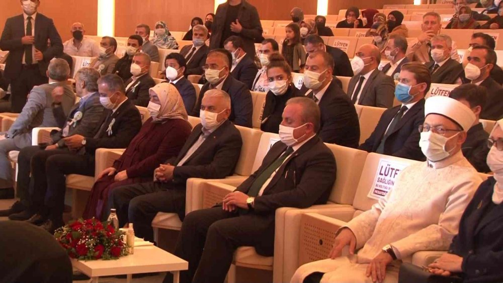 Mevlid-i Nebi Haftası açılış programı Büyük Çamlıca Camii’nde yapıldı