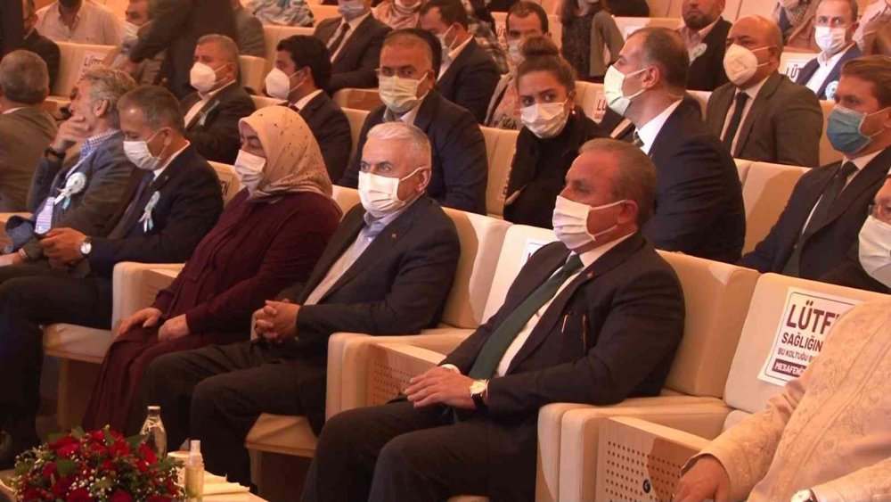 Mevlid-i Nebi Haftası açılış programı Büyük Çamlıca Camii’nde yapıldı