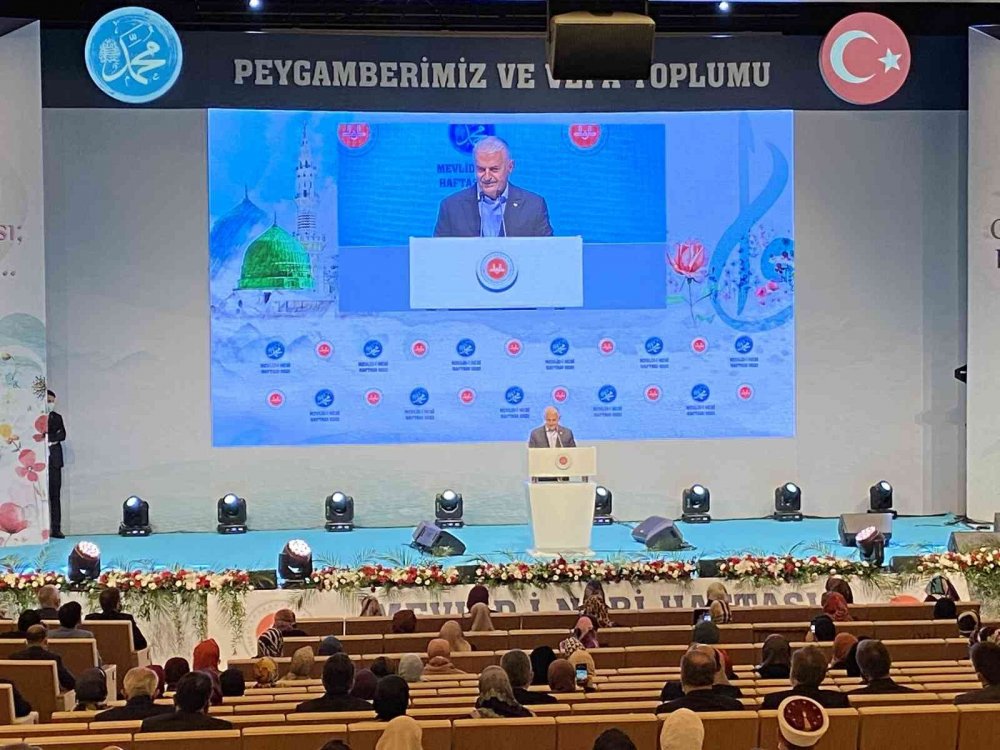 Mevlid-i Nebi Haftası açılış programı Büyük Çamlıca Camii’nde yapıldı