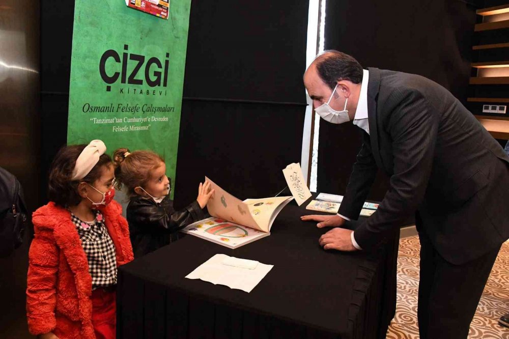 Konya Kitap Günleri'ne yıldız yağmuru! Ziyaretçiler akın akın geliyor