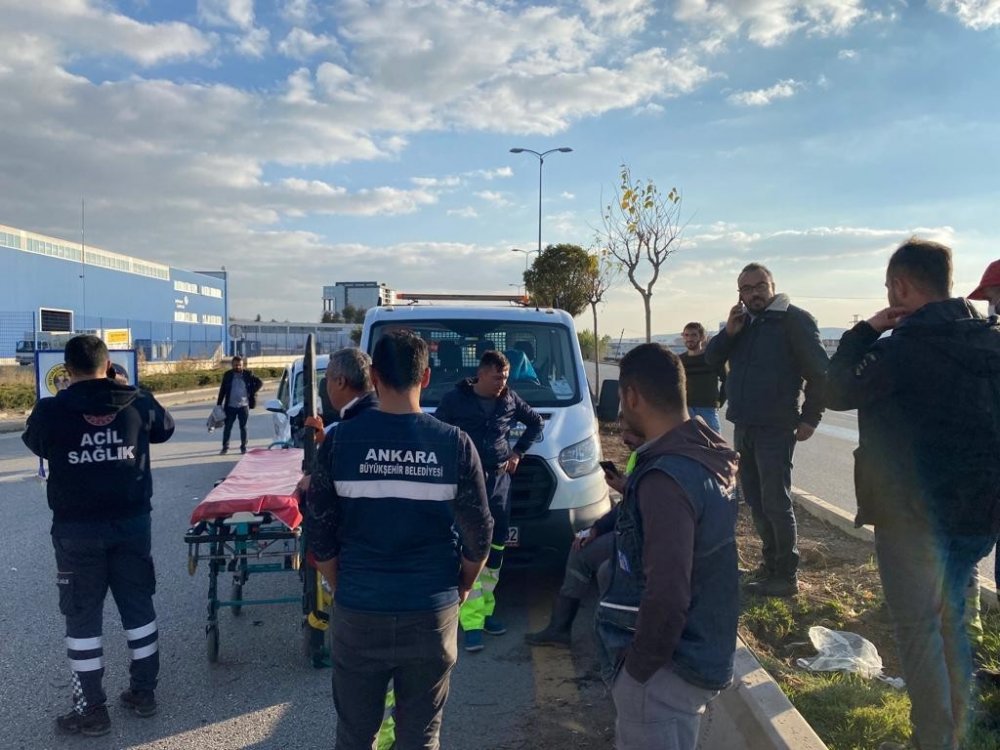 Başkentte zincirleme kaza! 10 belediye işçisi yaralandı