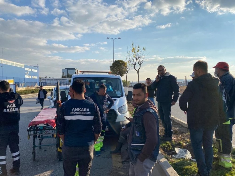 Başkentte zincirleme kaza! 10 belediye işçisi yaralandı