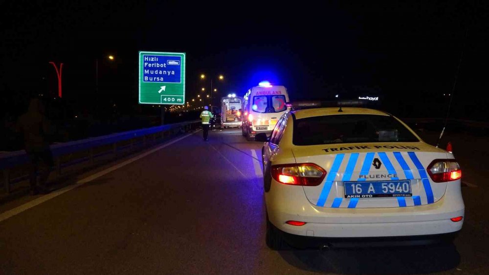 Bursa'daki kazada sağ koltukta oturan genç kız yaşamını yitirdi