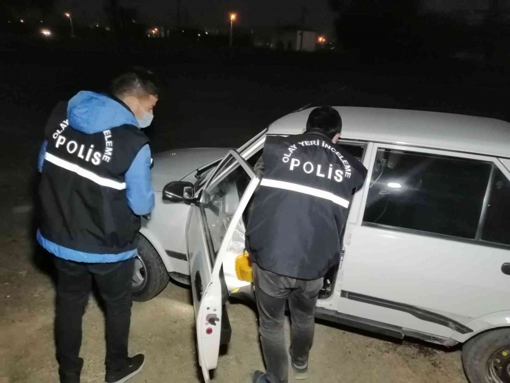 Çalıntı otomobille gün boyu gezdi! Yakalanan hırsıza ilk cezayı annesi kesti