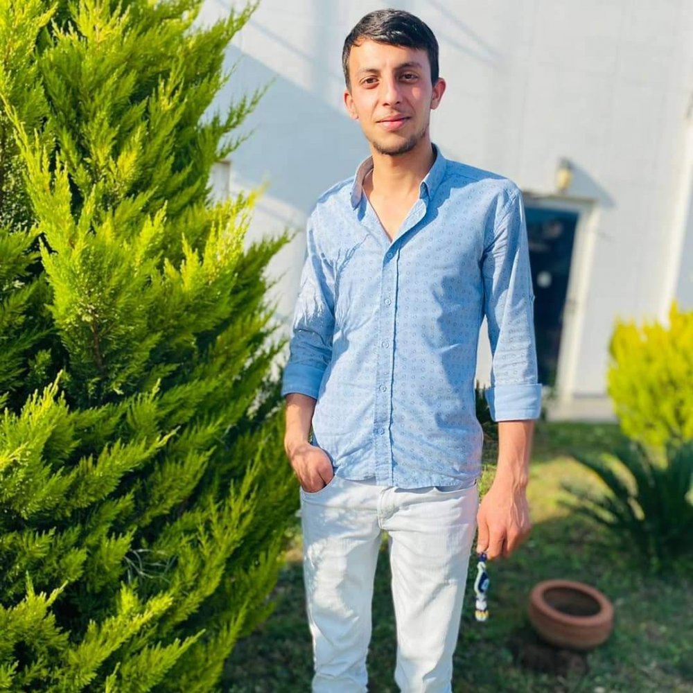 Kamyonetle çarpışan gen. motosiklet sürücüsü öldü! Arkadaşı yaralı