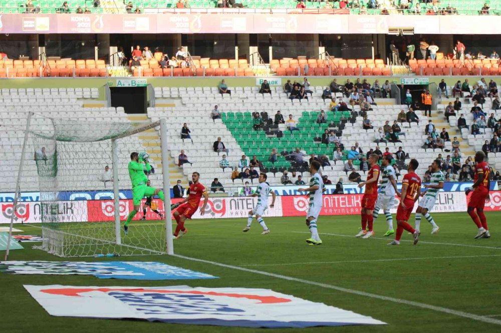 Konyaspor kendine geldi