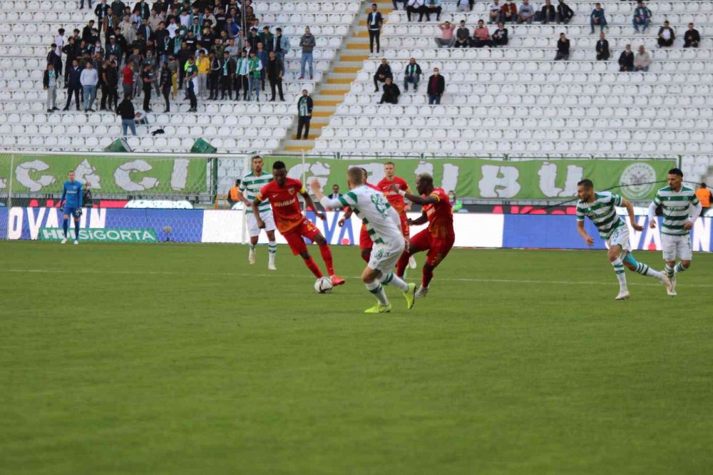 Konyaspor kendine geldi