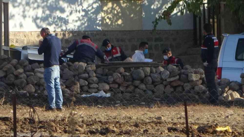 Akrabaların arazi kavgası kanlı bitti! 3 kardeş öldü anne ağır yaralandı