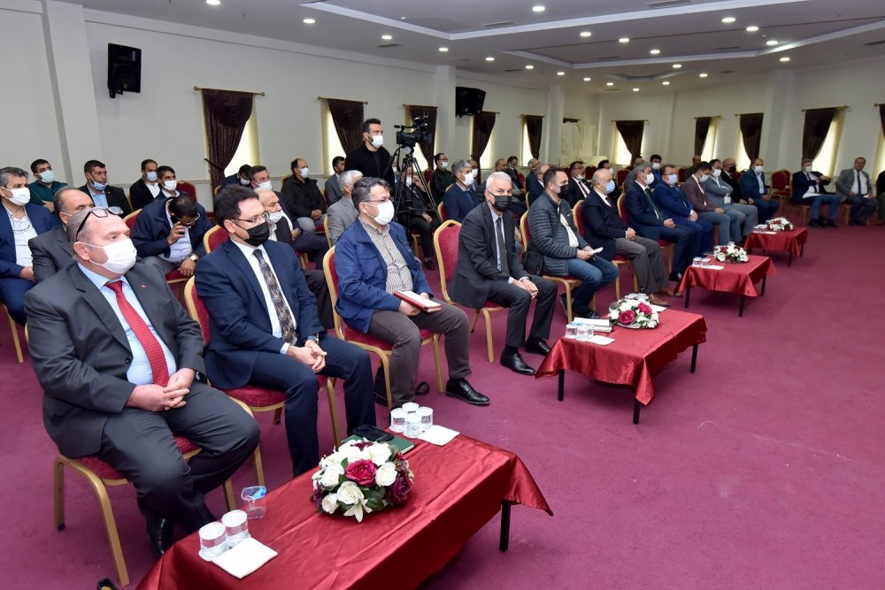 Karataylı muhtarlar toplandı