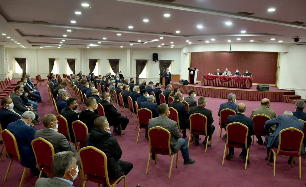 Karataylı muhtarlar toplandı