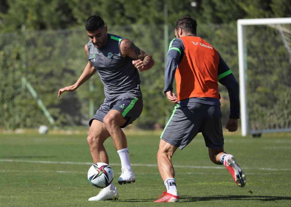 Konyaspor'da Fenerbahçe maçı hazırlıkları başladı