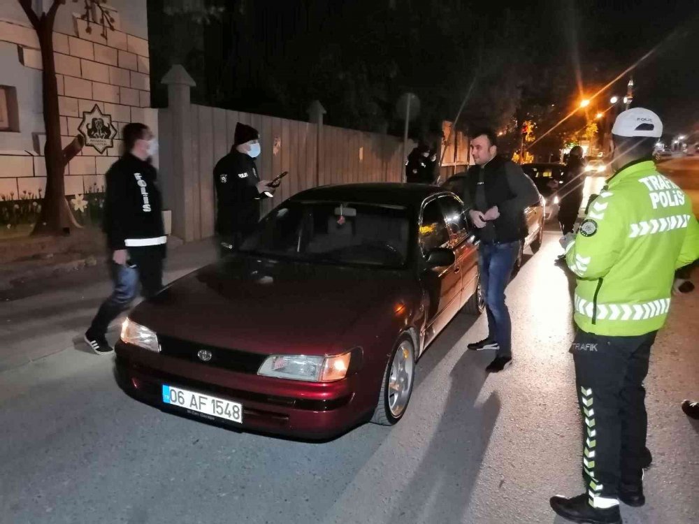 Aksaray'da polis ve bekçilerden ‘şok’ uygulama! Tek tek durdurdular