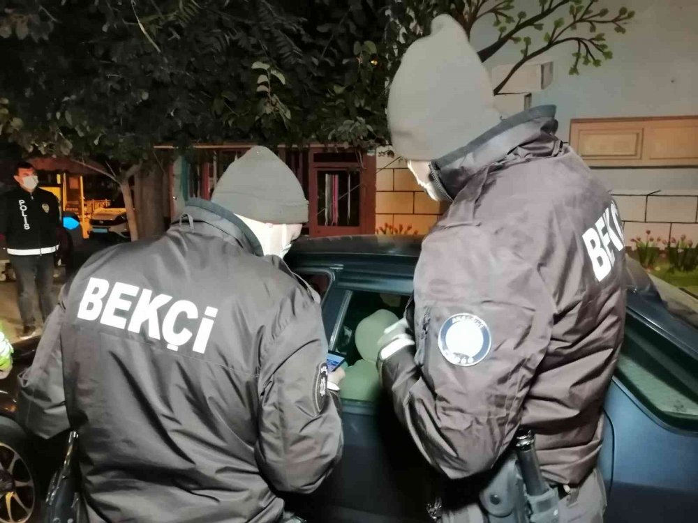 Aksaray'da polis ve bekçilerden ‘şok’ uygulama! Tek tek durdurdular