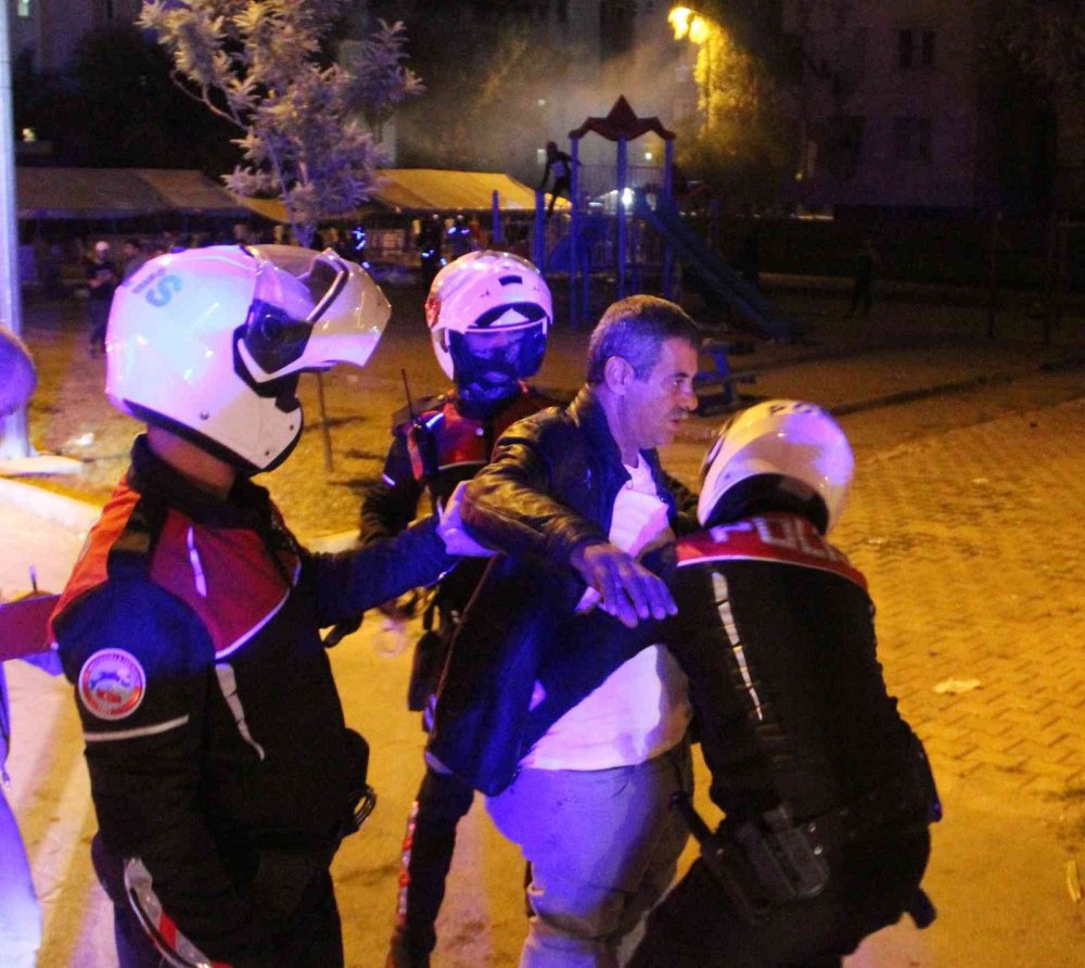 Sokak düğününde dehşet! Ortalık savaş alana döndü