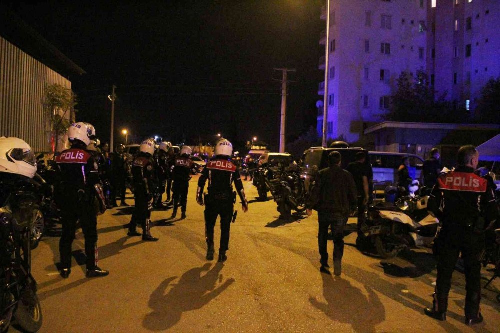 Sokak düğününde dehşet! Ortalık savaş alana döndü