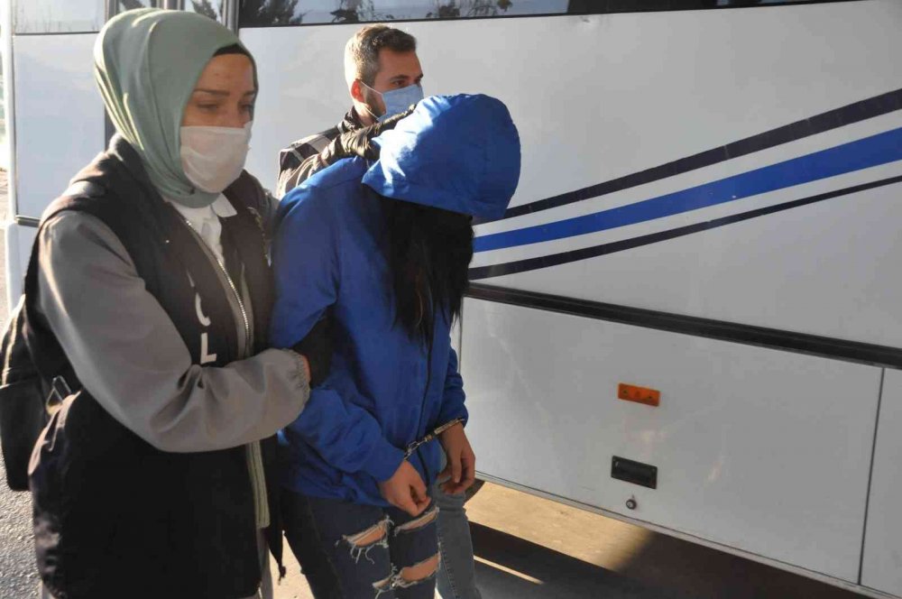 Karaman’da kız çocuklarına zorla fuhuş yaptıran 4'ü kadın 9 kişi yakalandı