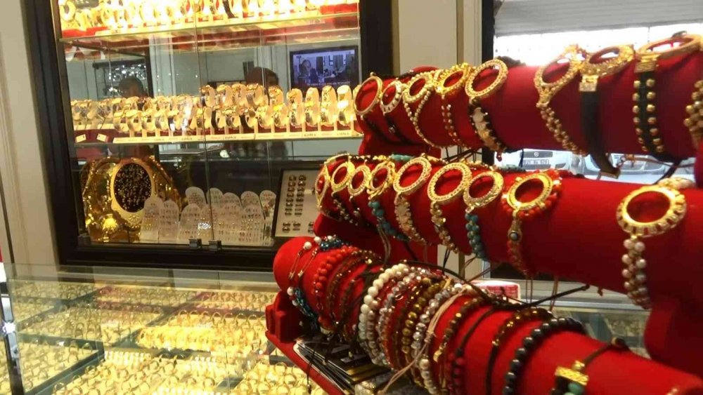 Kuyumcudan darphaneye altın çağrısı