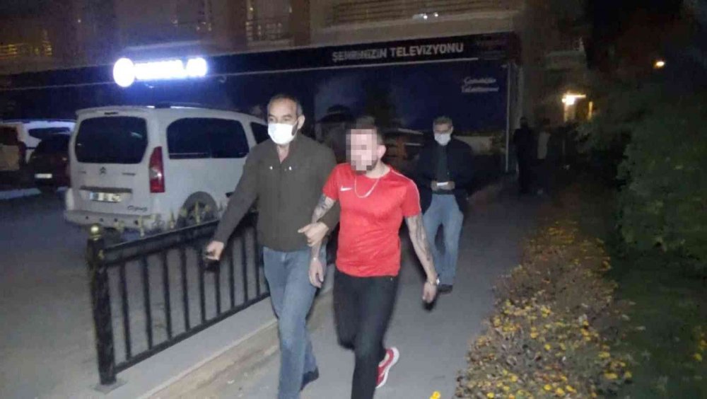 Aksaray'da film gibi gaspçı polis kovalamacası!