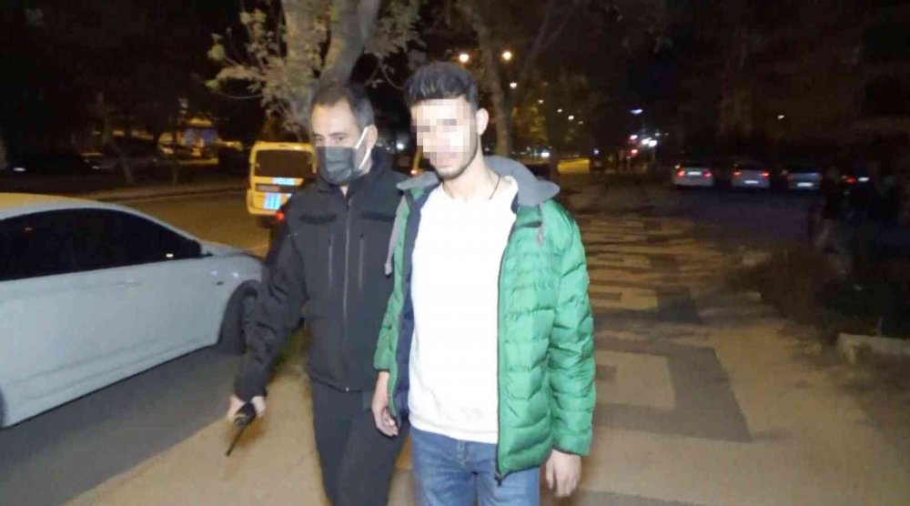 Aksaray'da film gibi gaspçı polis kovalamacası!