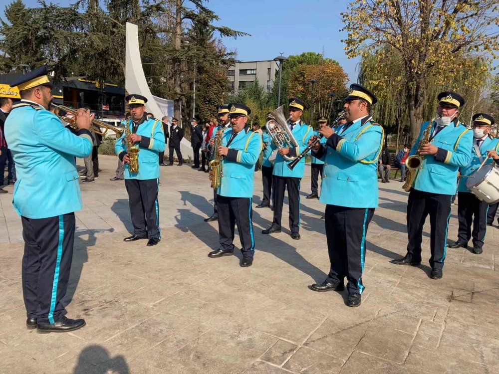 Düzce Millet Bahçesi Cumhuriyet Bayramı'nda hizmete açıldı