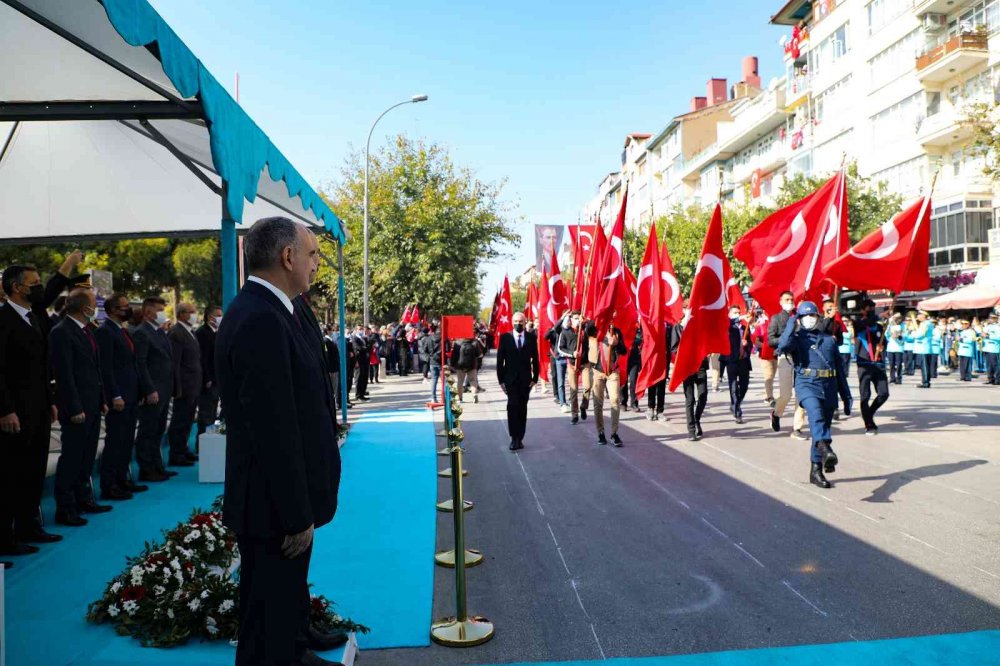 Konya’da 29 Ekim Cumhuriyet Bayramı kutlandı