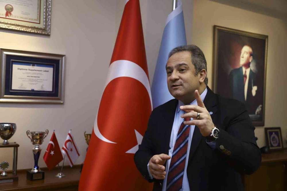 TFF’nin tam kapasite ile seyirci alma kararına Bilim Kurulu Üyesi İlhan’dan destek geldi!